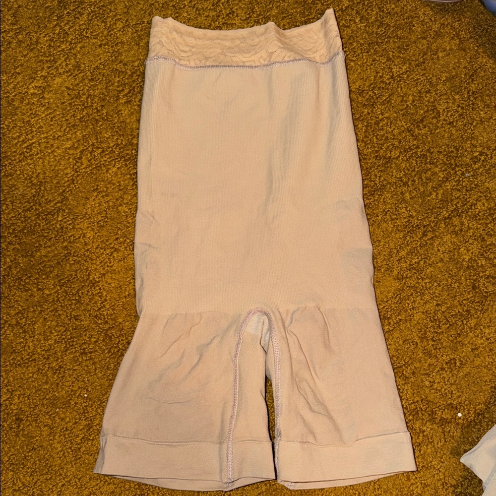Light Pink Seamless Shaping Shorts